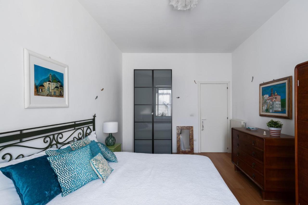 Casa Flo Con Terrazza E Ascensore Salerno Eksteriør billede