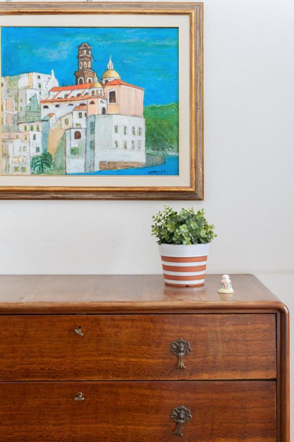 Casa Flo Con Terrazza E Ascensore Salerno Eksteriør billede