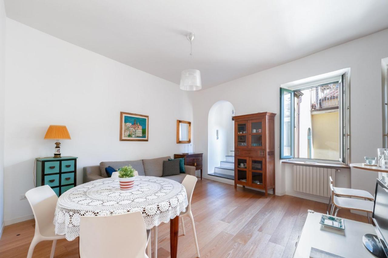 Casa Flo Con Terrazza E Ascensore Salerno Eksteriør billede
