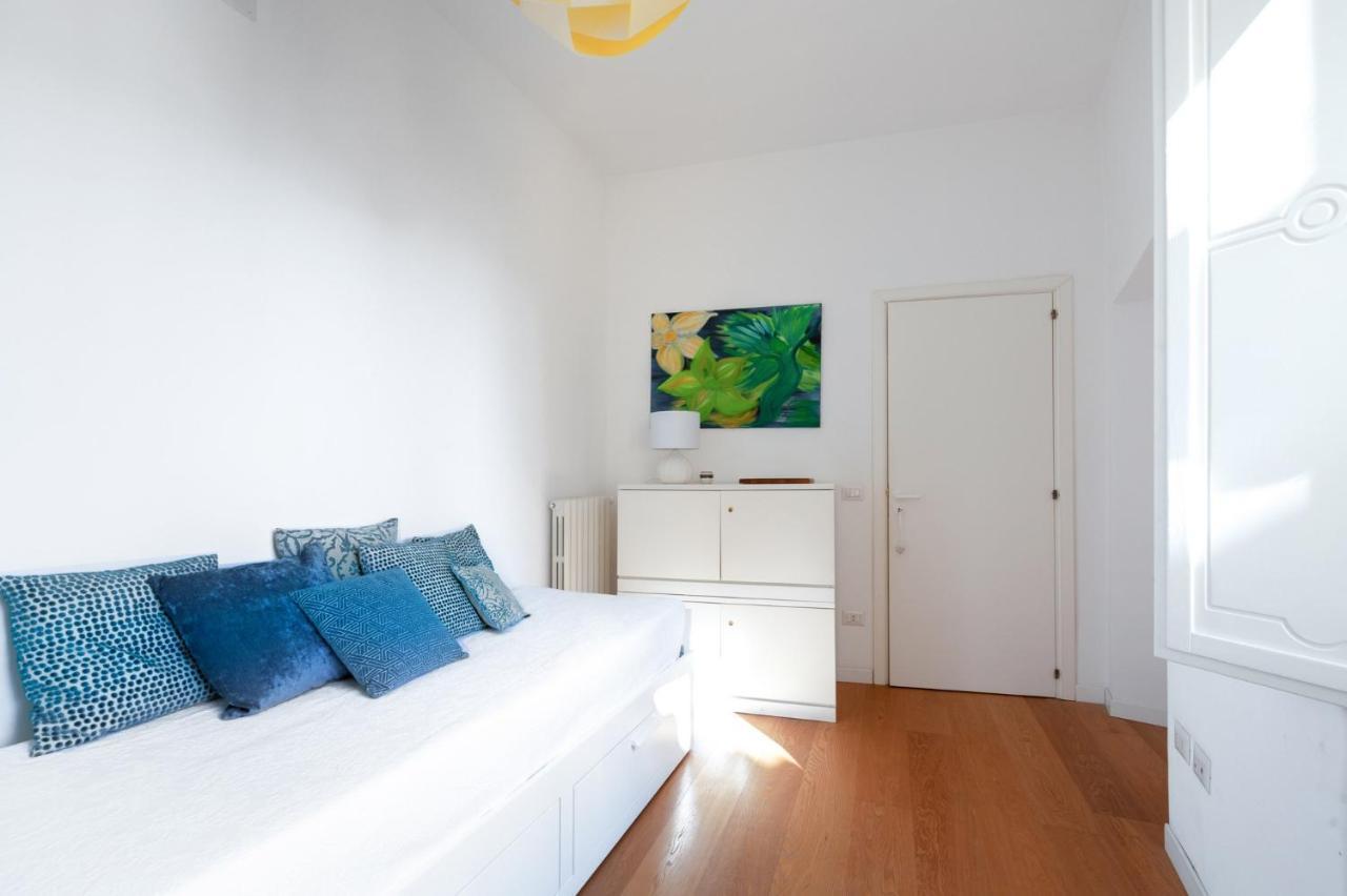 Casa Flo Con Terrazza E Ascensore Salerno Eksteriør billede